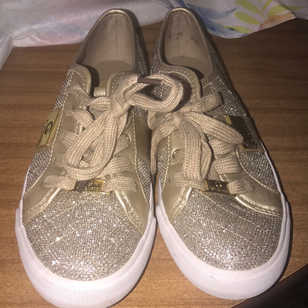 Guess shoes, size 7.5